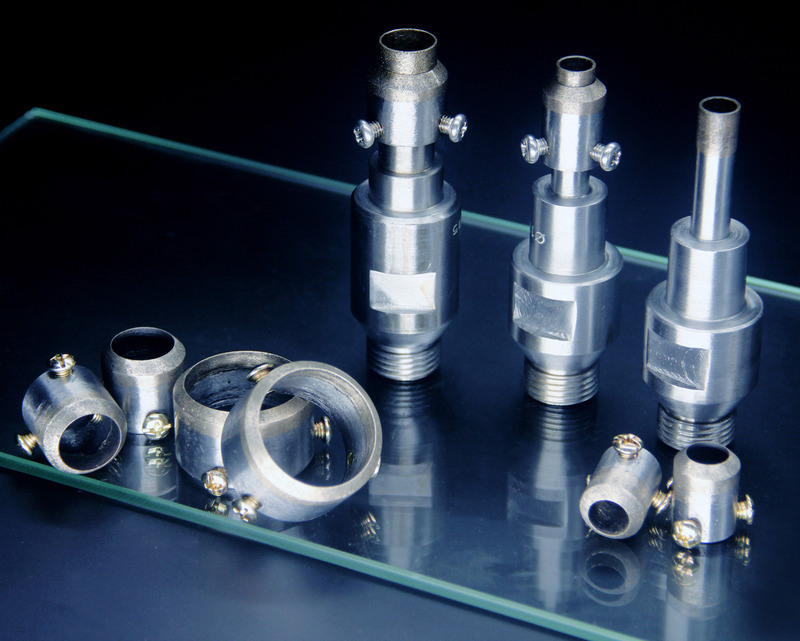 Cam Yüzeyleri Parlatmak Artık Çok Kolay: Her Tür Cam İçin Uygun Cam Parlatma Tozu